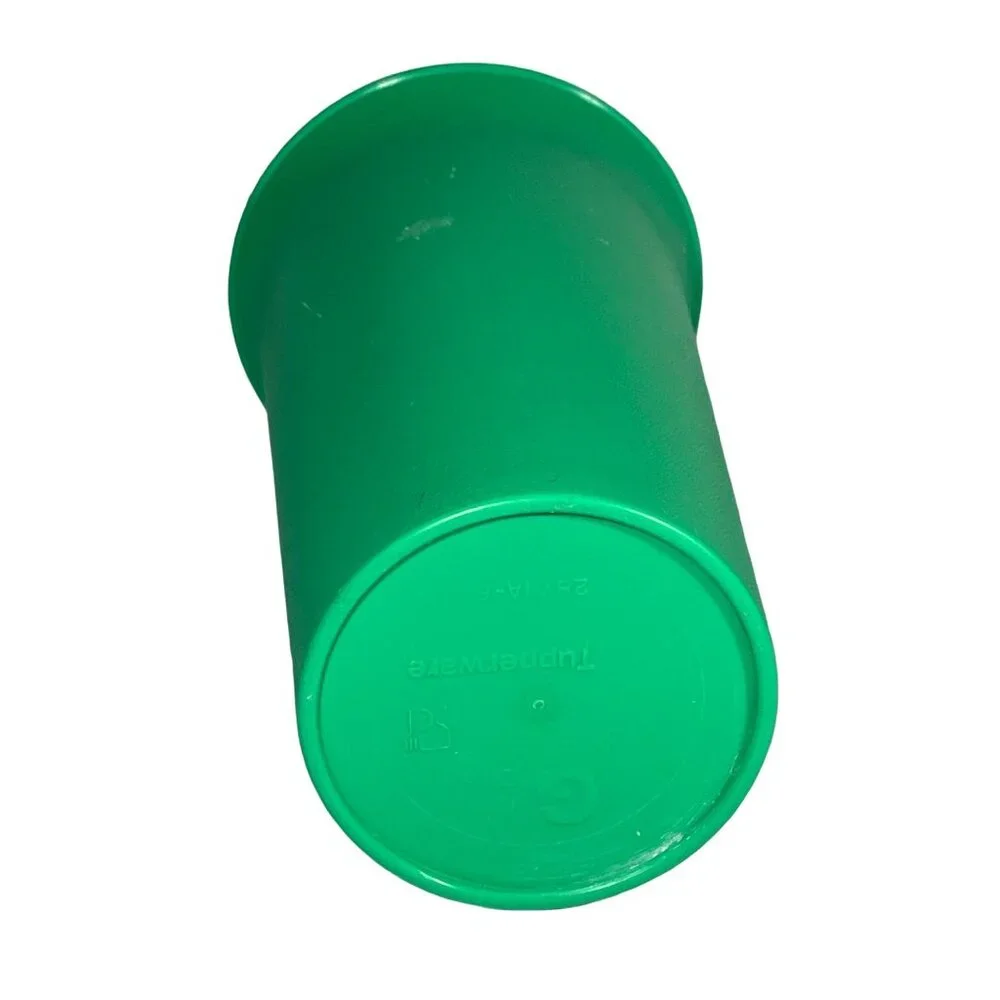 Vintage Mint Green Tupperware Bell Tumbler 10.5 oz - Mold #2874A-6